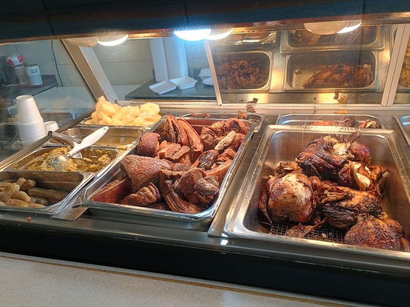 Pollo Tipico interior