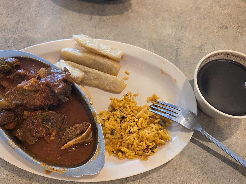 Pollo Tipico food